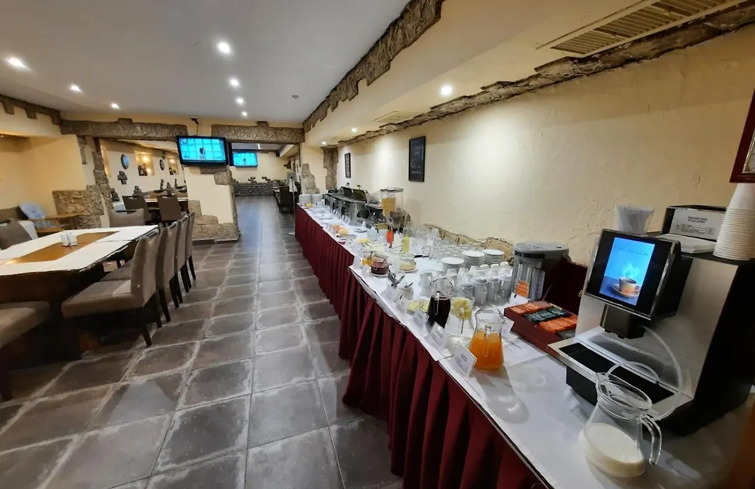 Optima Kropyvnytskyi Hotel-1